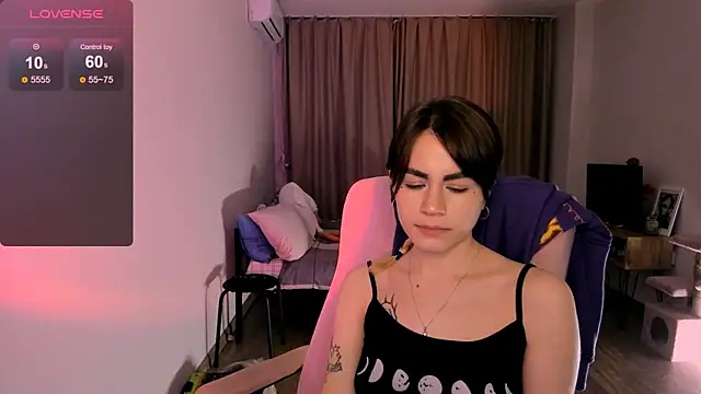 Snapshot of _selectrra chatting on 5, 2, 2025 selectrra online show from 5, 2, 2025