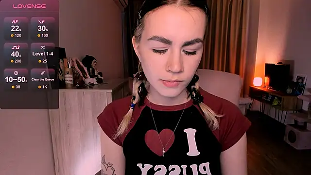 Snapshot of _selectrra chatting on 19, 3, 2025 selectrra online show from 19, 3, 2025