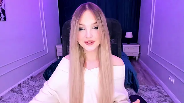 Snapshot of FloweryLove_1 chatting on 21, 2, 2025 FloweryLove 1 online show from 21, 2, 2025