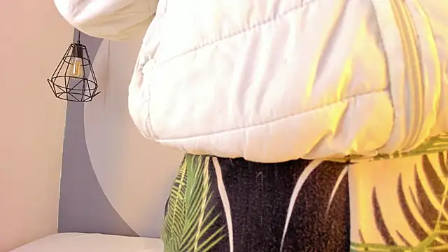 Snapshot of sarita_duque chatting on 9, 3, 2026 sarita duque online show from 9, 3, 2026