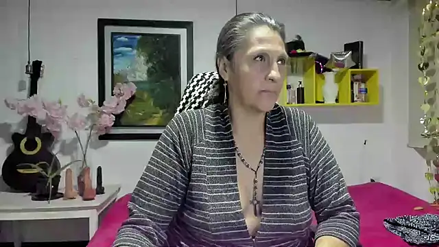 merlyna goldens online show from 30, 1, 2025