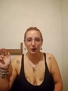 black lady731 online show from 24, 4, 2026