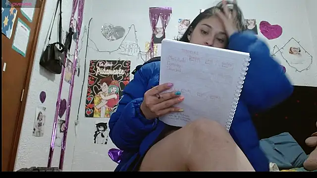 Saray extrovert  online show from 10, 3, 2025