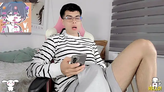 lucas cute online show from 17, 11, 2025