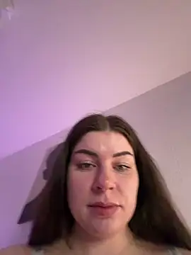 EllyNora online show from 14, 4, 2026