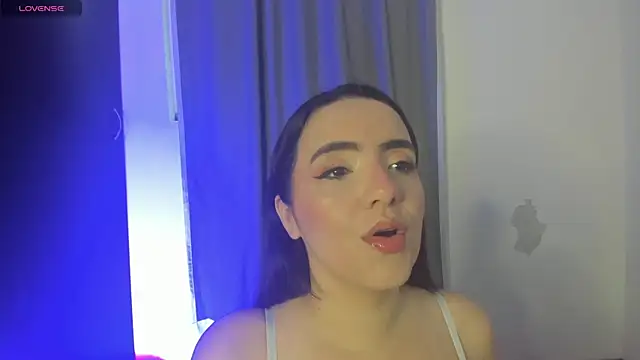 Snapshot of rouse_lili chatting on 29, 4, 2026 rouse lili online show from 29, 4, 2026