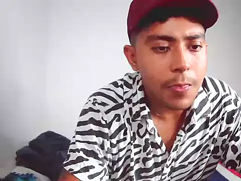 Snapshot of wailer_ chatting on 22, 12, 2024 wailer online show from 22, 12, 2024