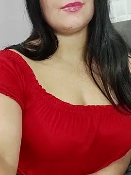 Snapshot of ErikaVlovely chatting on 10, 10, 2025 ErikaVlovely online show from 10, 10, 2025