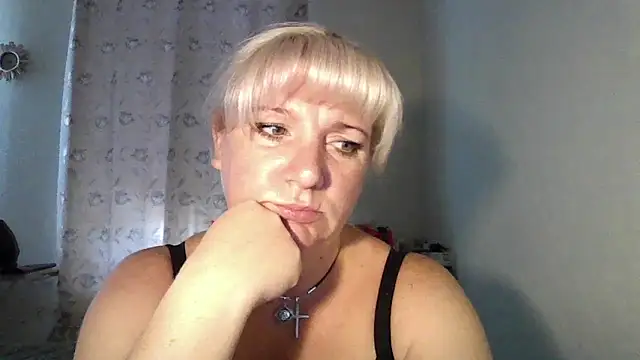 Snapshot of MeilomaWesa chatting on 9, 9, 2025 MeilomaWesa online show from 9, 9, 2025