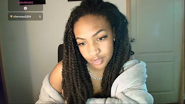 Snapshot of im_alivys_ chatting on 23, 6, 2026 im alivys online show from 23, 6, 2026