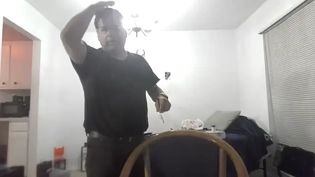 Peachestabby147 online show from 5, 3, 2026