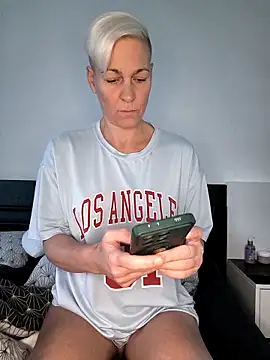 DarleenHot online show from 27, 10, 2025