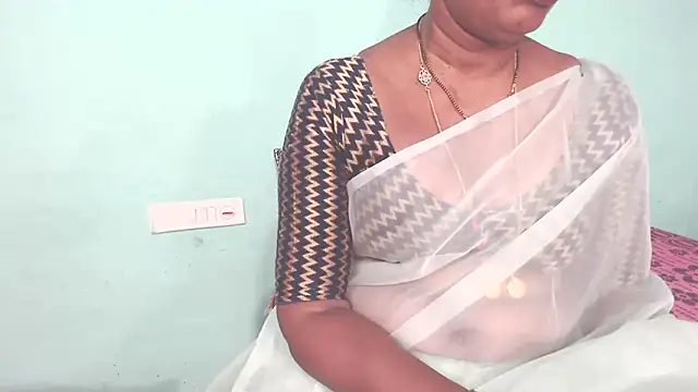 Snapshot of shrutitelugu69 chatting on 18, 4, 2026 shrutitelugu69 online show from 18, 4, 2026
