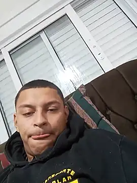 Snapshot of emrehliug12 chatting on 20, 5, 2026 emrehliug12 online show from 20, 5, 2026
