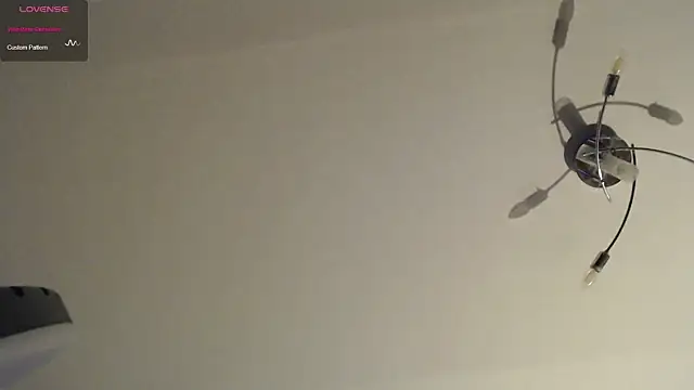 robertsoyummy online show from 4, 3, 2026