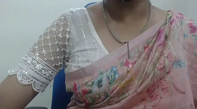 Snapshot of Lovely_Siri_23 chatting on 12, 2, 2025 Lovely Siri 23 online show from 12, 2, 2025