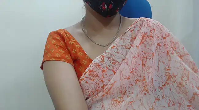 Snapshot of Lovely_Siri_23 chatting on 7, 3, 2025 Lovely Siri 23 online show from 7, 3, 2025