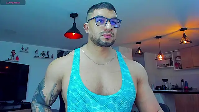 Snapshot of Michael_Diamond chatting on 24, 2, 2025 Michael Diamond online show from 24, 2, 2025