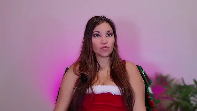 Snapshot of DivineLynn chatting on 9, 12, 2024 DivineLynn online show from 9, 12, 2024