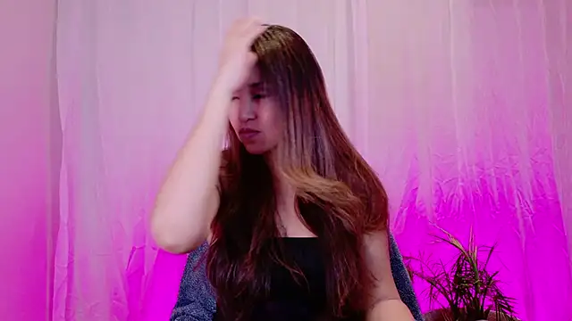 Snapshot of DivineLynn chatting on 20, 1, 2025 DivineLynn online show from 20, 1, 2025