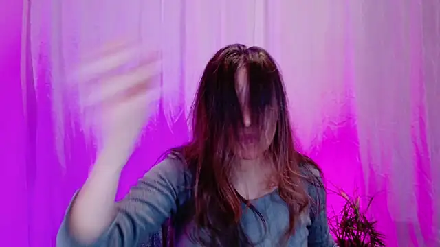 Snapshot of DivineLynn chatting on 24, 1, 2025 DivineLynn online show from 24, 1, 2025