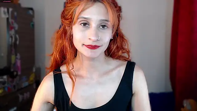 Snapshot of skinny_Raven chatting on 15, 12, 2024 skinny Raven online show from 15, 12, 2024