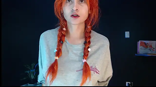 Snapshot of skinny_Raven chatting on 7, 10, 2025 skinny Raven online show from 7, 10, 2025