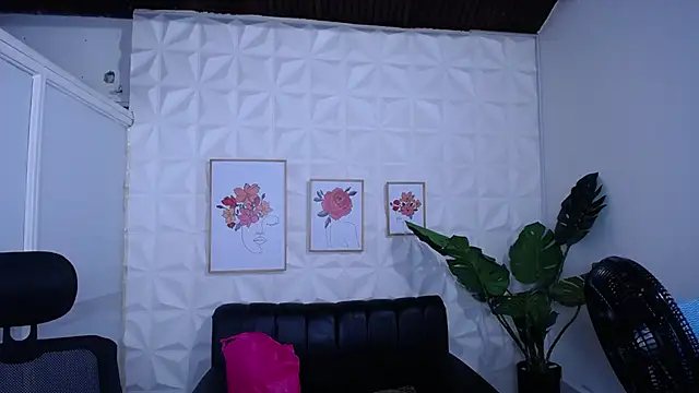 Valentinaa mature online show from 21, 11, 2025