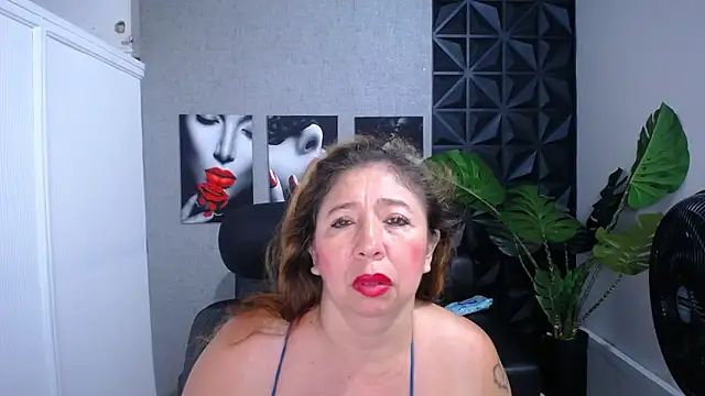 Valentinaa mature online show from 7, 4, 2026