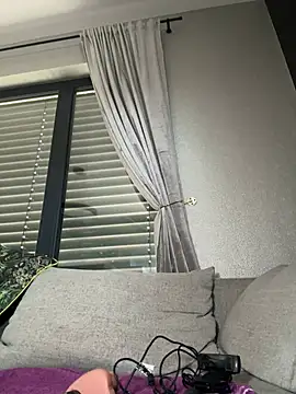 Bella-Tight online show from 31, 3, 2026