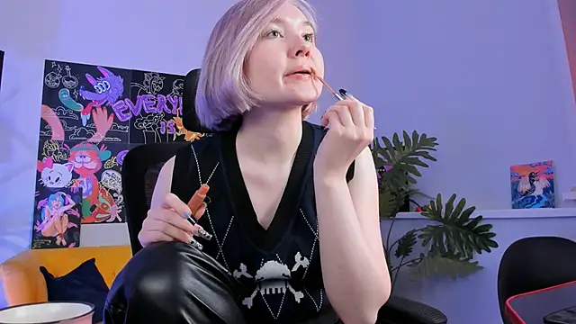 ReiYosimoto online show from 15, 2, 2025