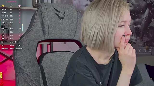 ReiYosimoto online show from 4, 3, 2026