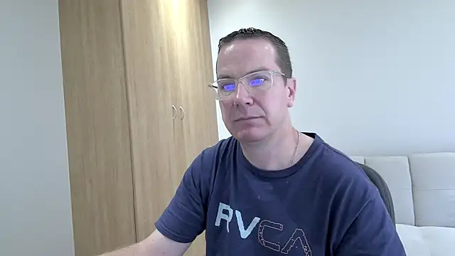 BrettJ81 online show from 2, 2, 2025