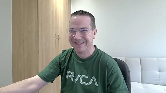 BrettJ81 online show from 14, 11, 2025