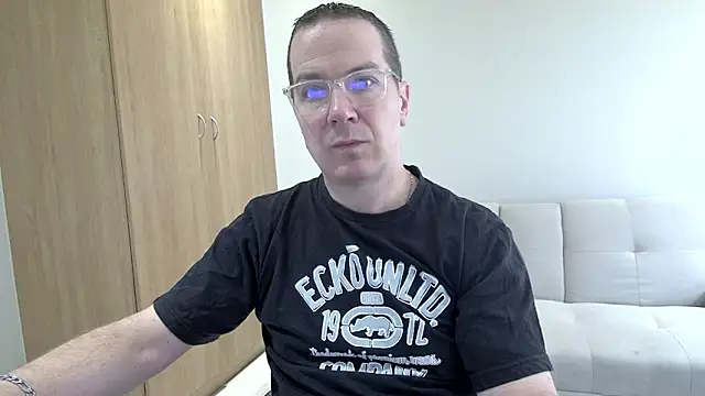 BrettJ81 online show from 3, 4, 2026