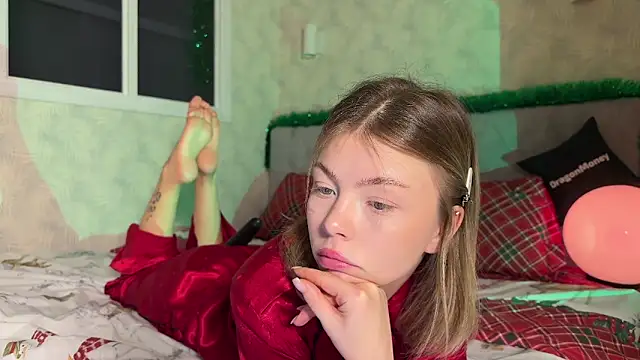 Snapshot of Aliceimhorny chatting on 26, 12, 2024 Aliceimhorny online show from 26, 12, 2024