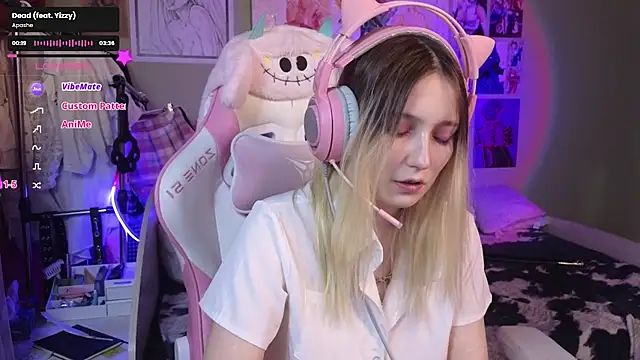 Evie Ro online show from 8, 2, 2025