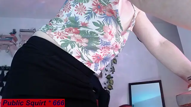 Snapshot of Eve_Blue77 chatting on 12, 3, 2025 Eve Blue77 online show from 12, 3, 2025