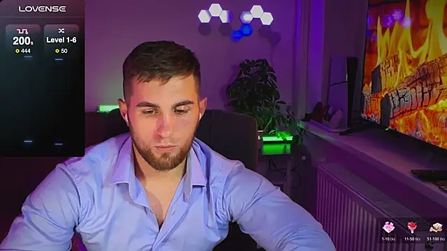 Snapshot of Sweeet__boy chatting on 28, 10, 2025 Sweeet boy online show from 28, 10, 2025