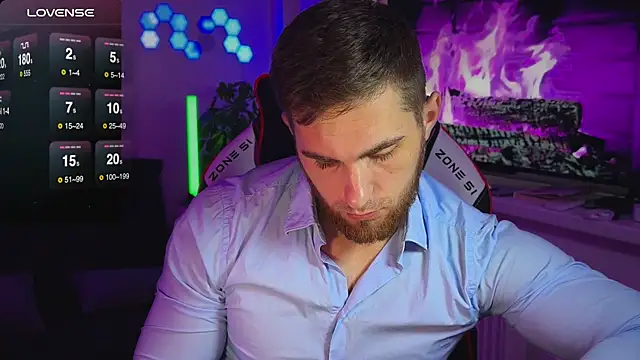 Snapshot of Sweeet__boy chatting on 8, 11, 2025 Sweeet boy online show from 8, 11, 2025