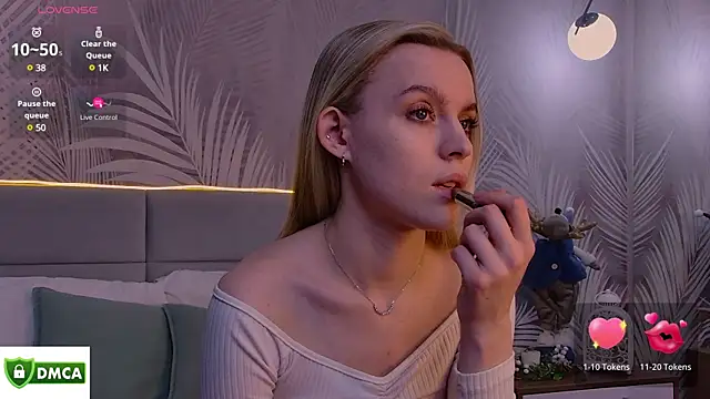 AmaliaBell online show from 5, 1, 2025