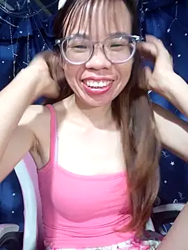   Mai-love19   online show from 15, 4, 2026