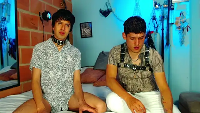 dom2travelersss online show from 11, 3, 2026