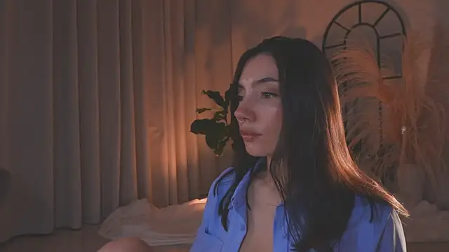 AmyArmstrong online show from 1, 10, 2025