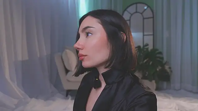 AmyArmstrong online show from 13, 3, 2026