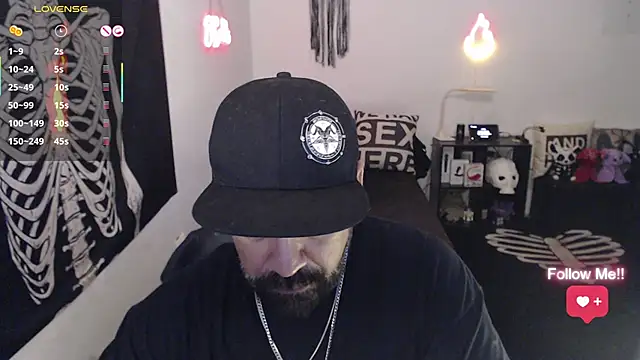 soyelcarlitos  online show from 26, 4, 2026