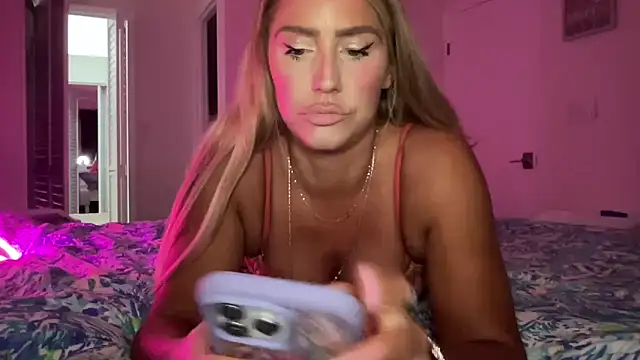 Fitnessbabe69 online show from 30, 9, 2025