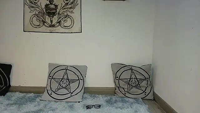 luci fer devil online show from 18, 3, 2026